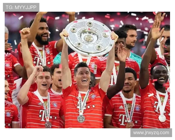 赫内斯关怀备至直言敢谏塑造拜仁团结精神核心力量